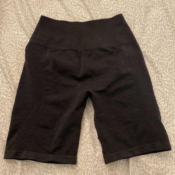 Alphalete Amplify Biker Shorts (S) - Picture 3 of 3